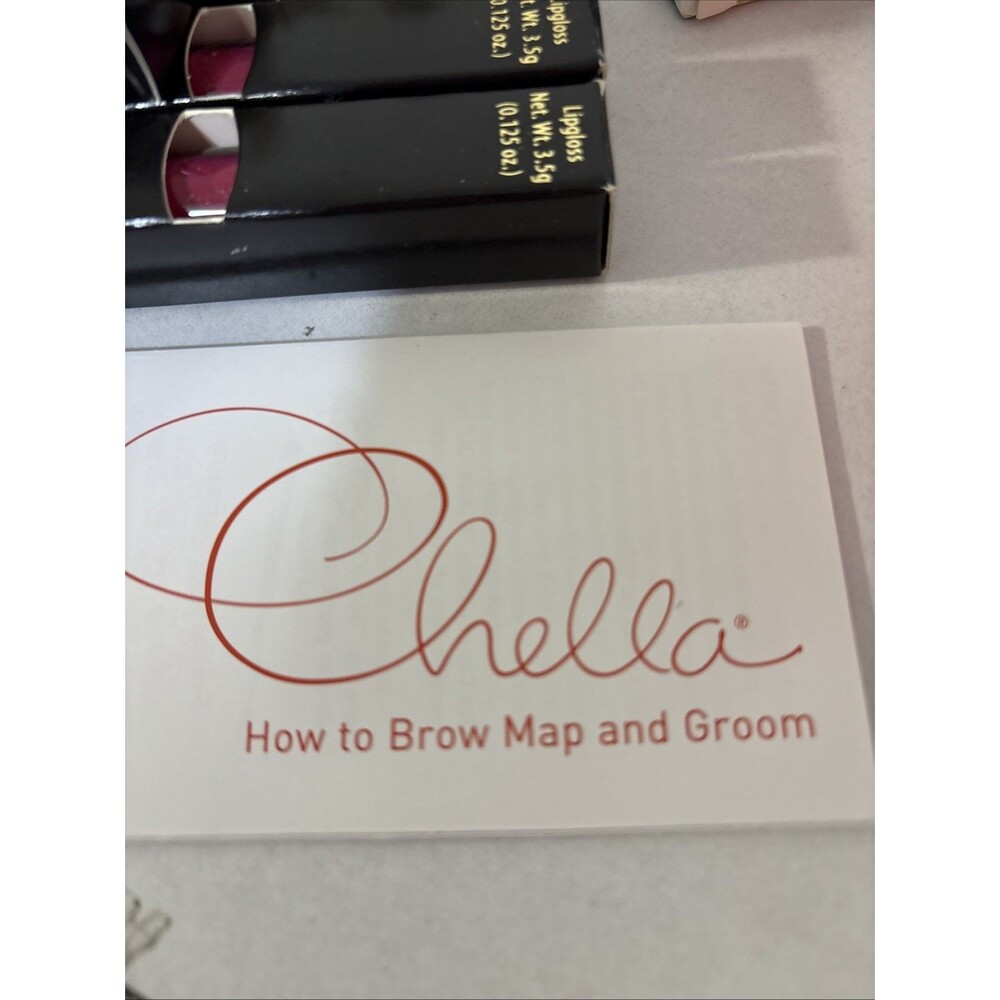 Chella Beautiful Eyebrow Tools In Case New In Box - Picture 3 of 8